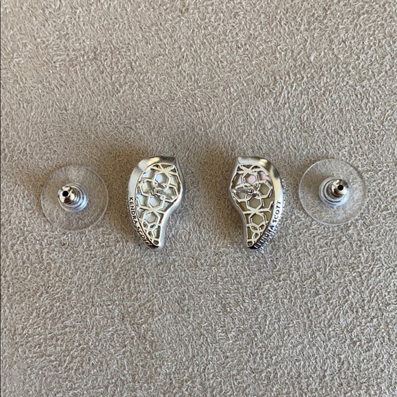Kendra Scott Temple Stud Earrings - Picture 7 of 7
